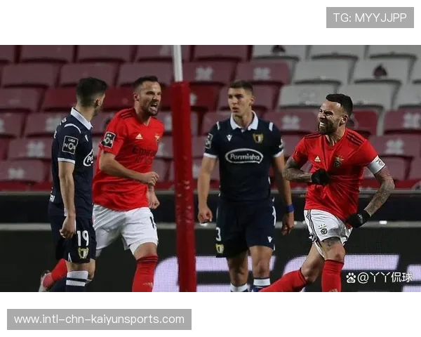 本菲卡追C罗式重击前锋：破解转会迷局的绝地反击