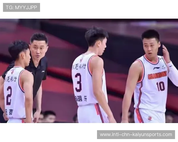 广东全运男篮12人名单：赵睿胡明轩徐杰领衔，广东男篮全运会队员名单