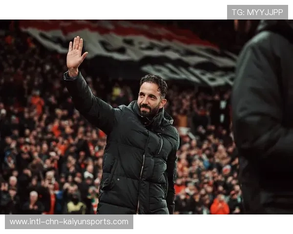 曼联球迷对球队冬窗补强表达强烈期待，曼联 冬窗