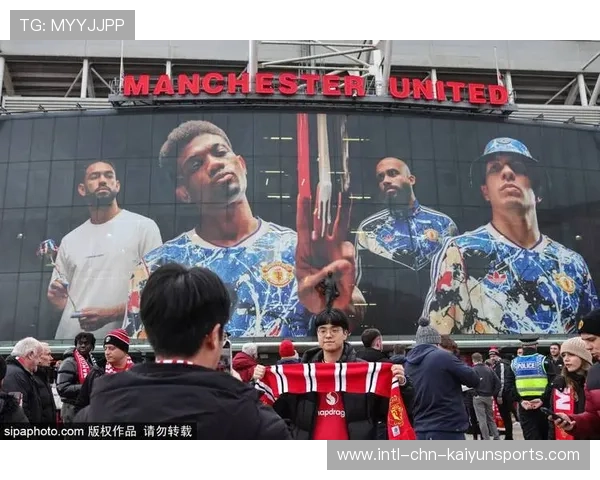 球迷节现场音乐与比赛活动结合,气氛火热,球迷乐队 球迷节现场音乐与比赛活动结合,气氛火热,球迷乐队