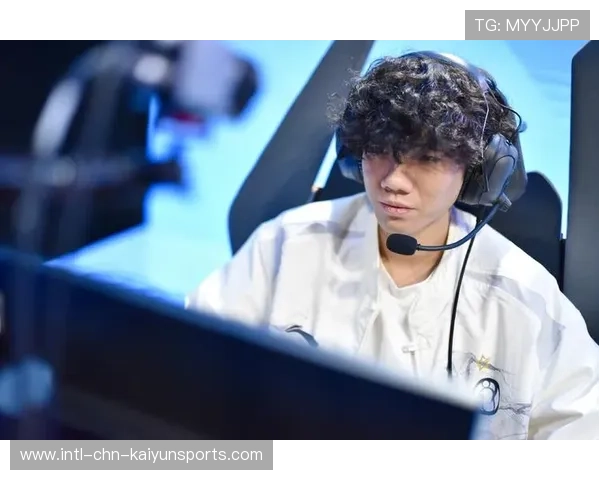 JackeyLove极限走位，丝血躲控反手输出